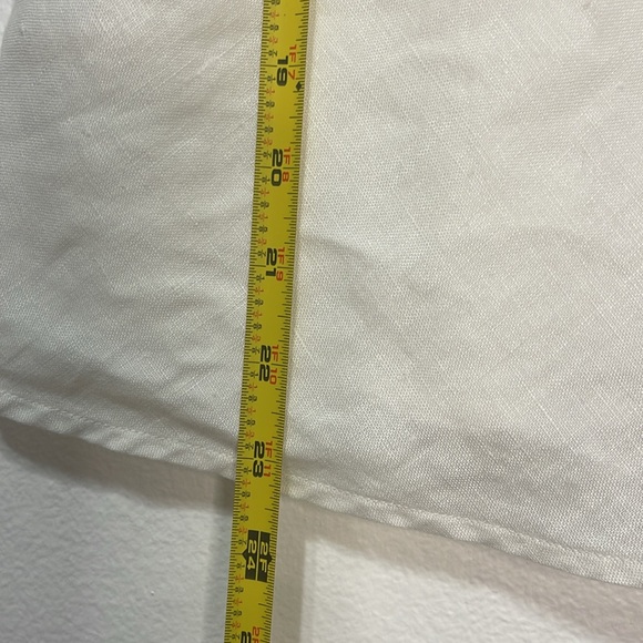 Petite Sophisticate Linen White V-Neck Tank Top Size 6 PTP 19” EUC - Picture 8 of 8